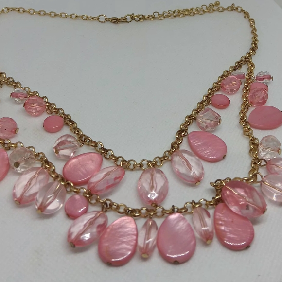 Pink and Gold Bead Necklace - Picture 3 of 7